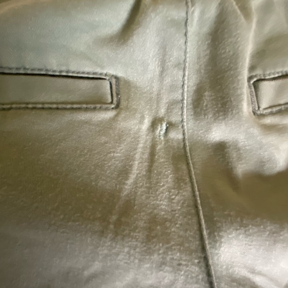 American eagle midi shorts in army green - Picture 5 of 5